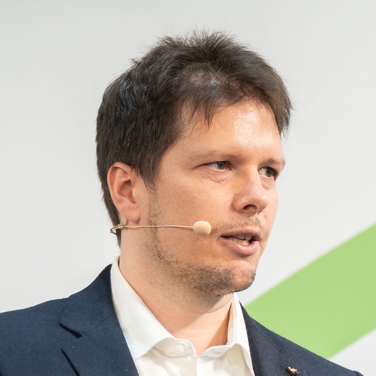 Portrait von Dr. Christian Debes